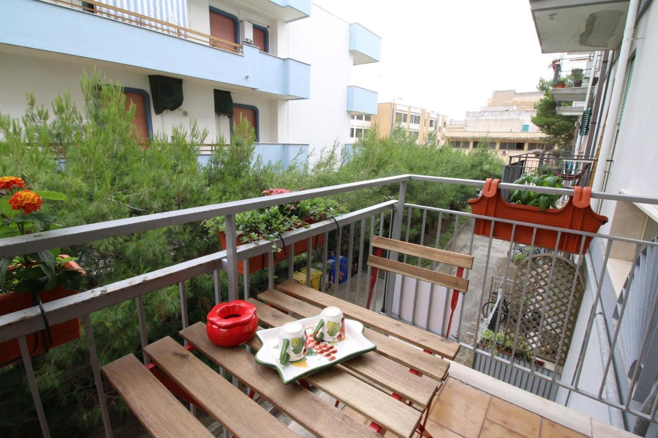 La Casa Di Stefania Apartment Lecce Exterior photo
