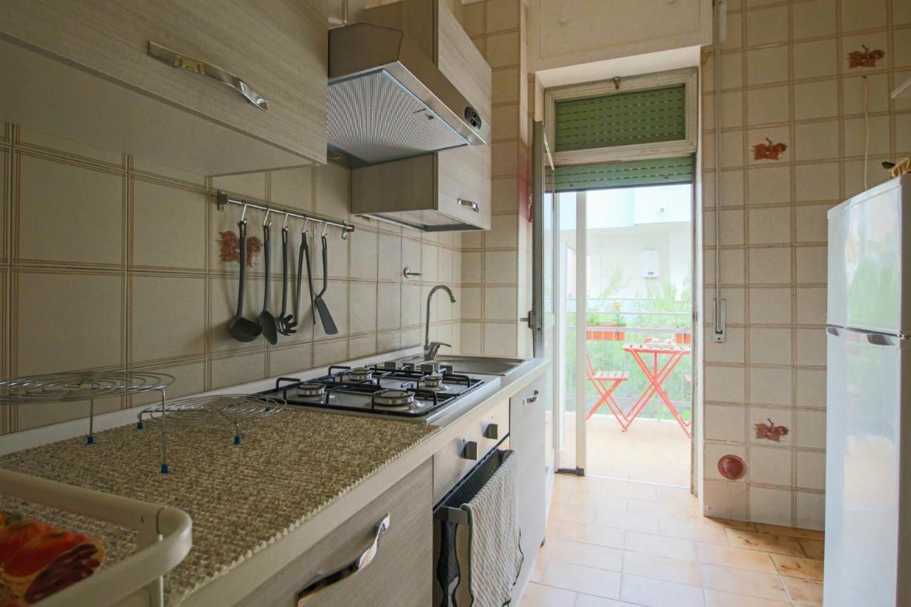 La Casa Di Stefania Apartment Lecce Exterior photo
